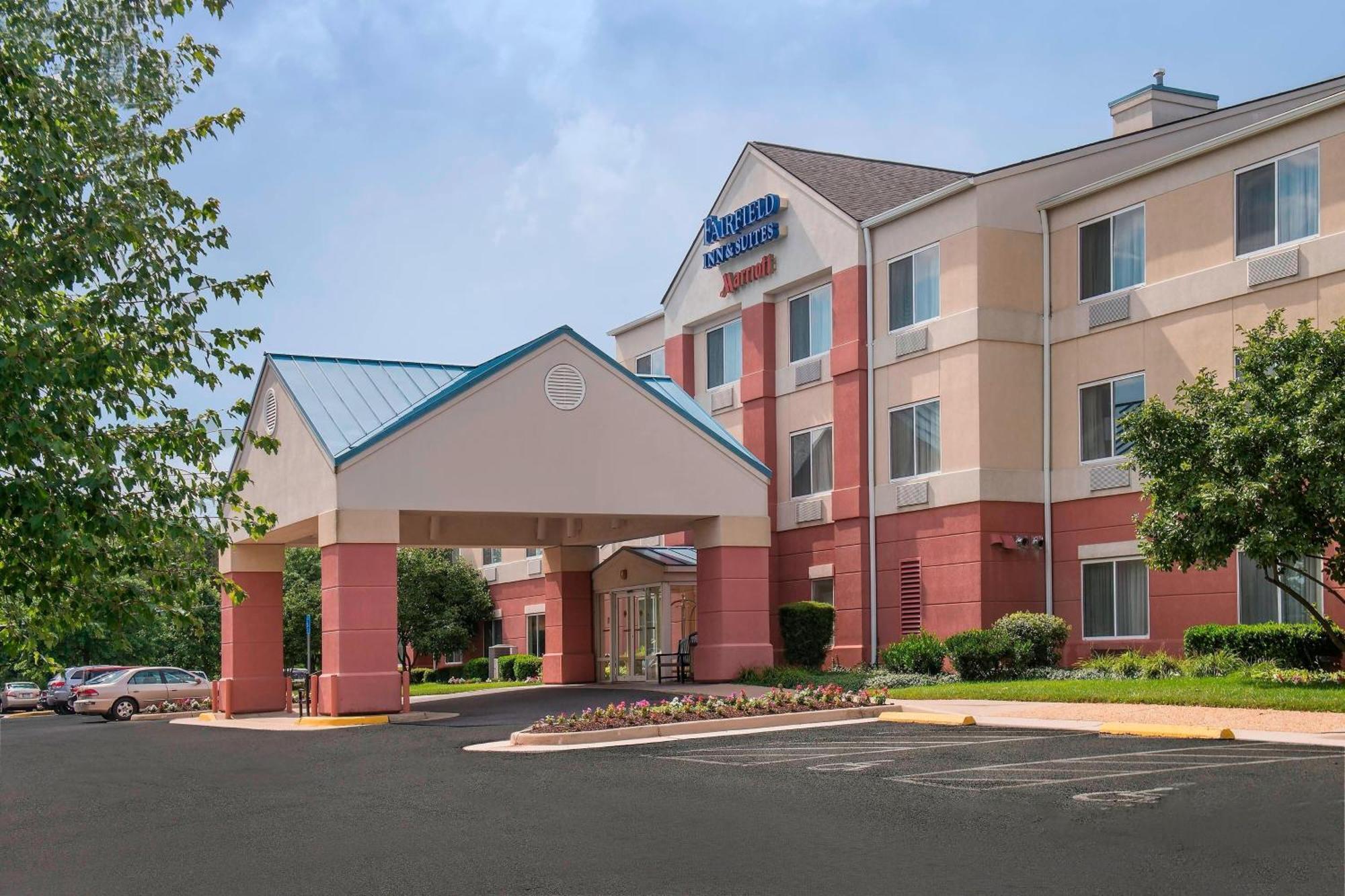 Fairfield Inn Dulles Airport Чантилли Экстерьер фото