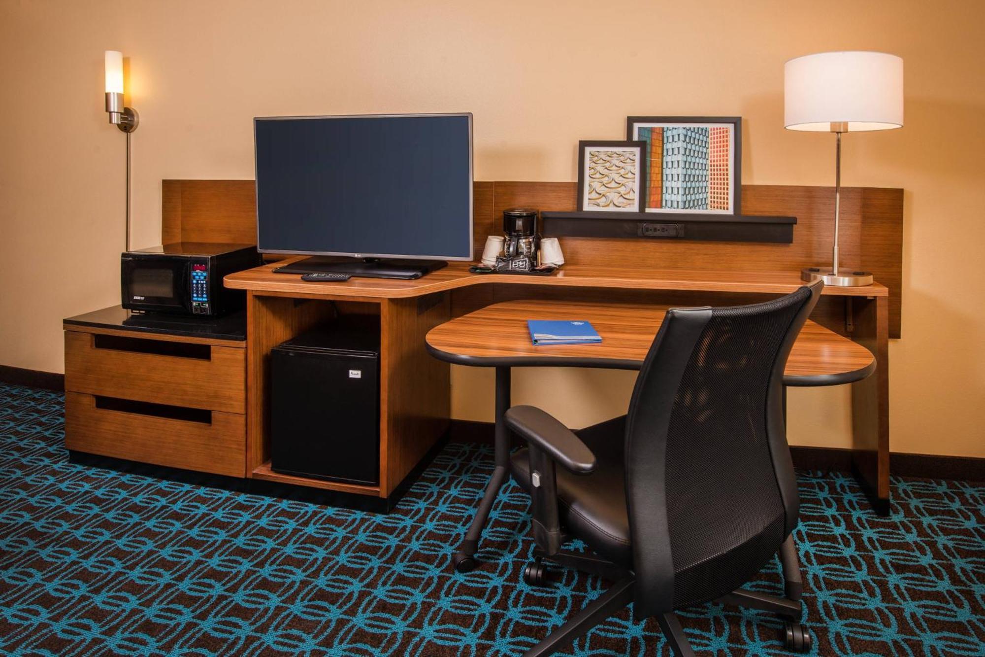 Fairfield Inn Dulles Airport Чантилли Экстерьер фото