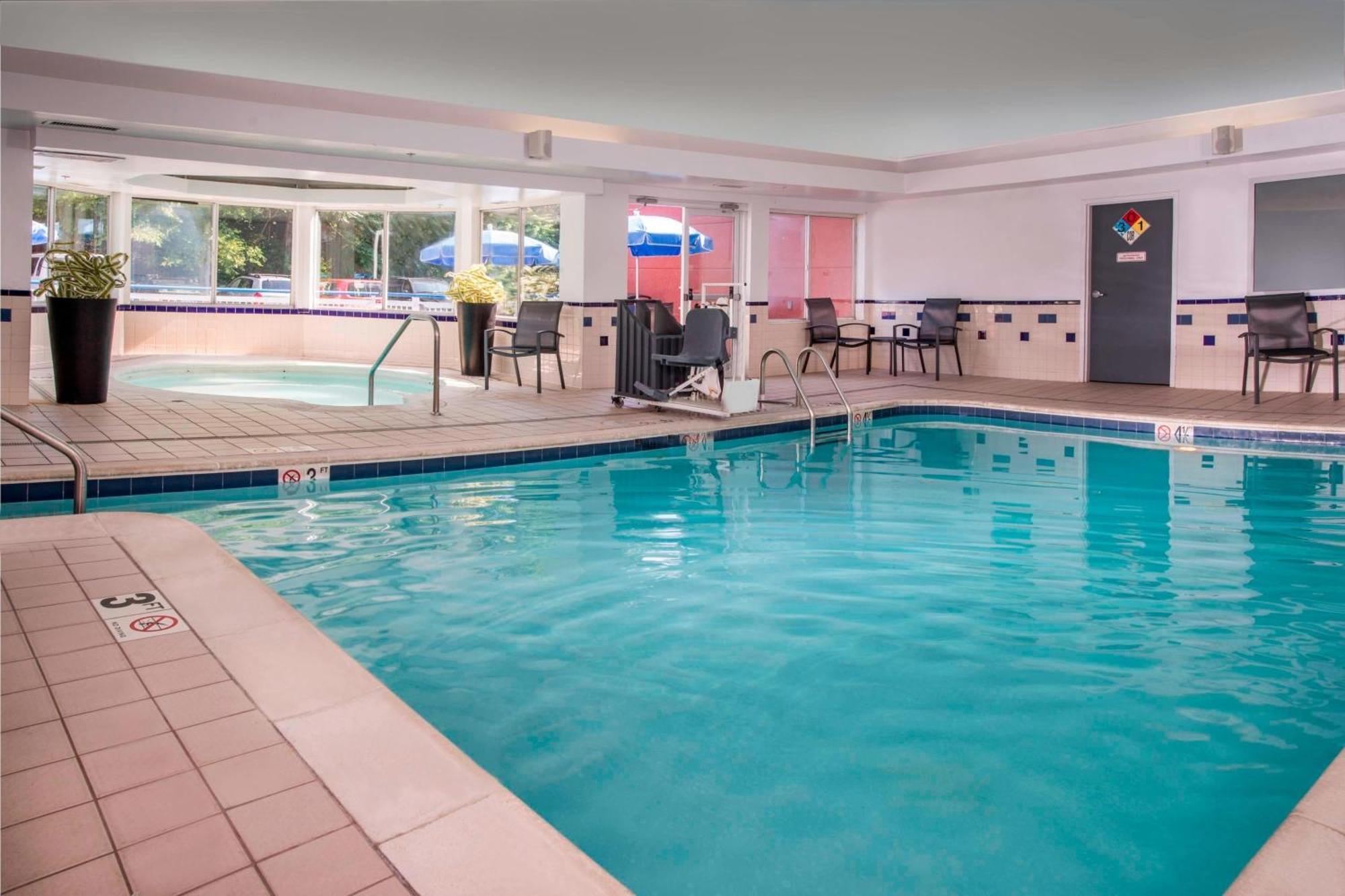 Fairfield Inn Dulles Airport Чантилли Экстерьер фото
